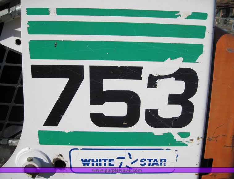 image for item 4457 2001 Bobcat 753