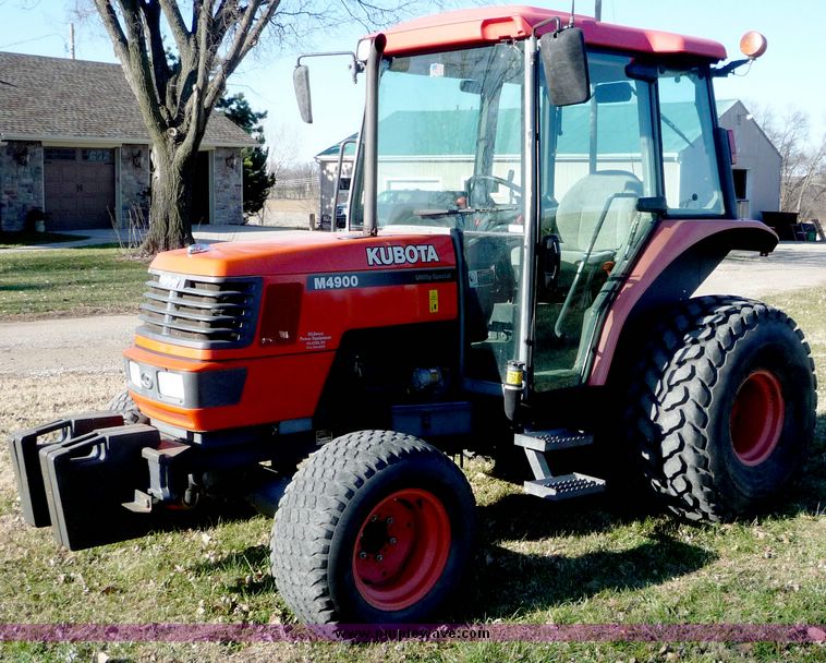 image for item 5062 2000 Kubota M4900 MFWD utility tractor