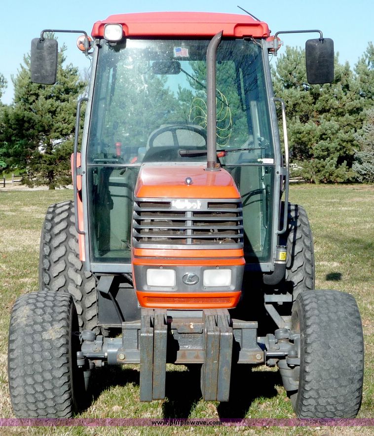 image for item 5062 2000 Kubota M4900 MFWD utility tractor