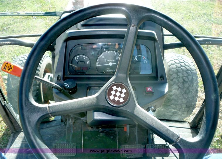 image for item 5062 2000 Kubota M4900 MFWD utility tractor