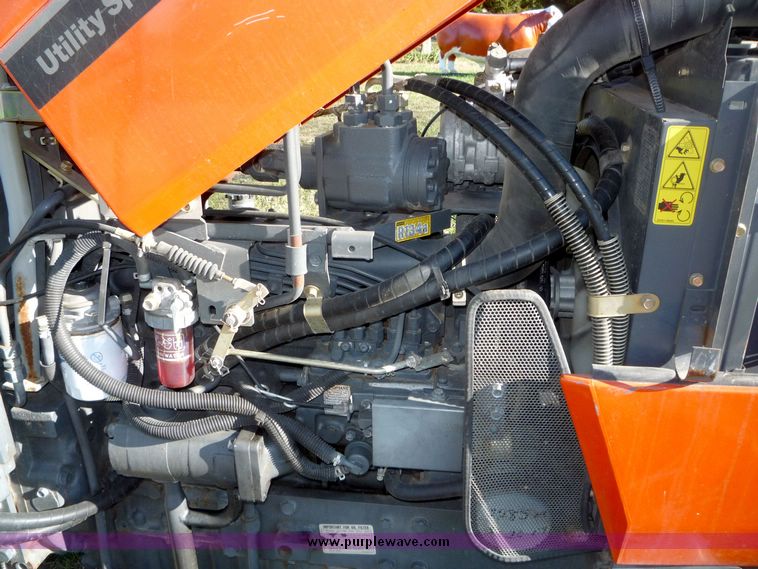 image for item 5062 2000 Kubota M4900 MFWD utility tractor