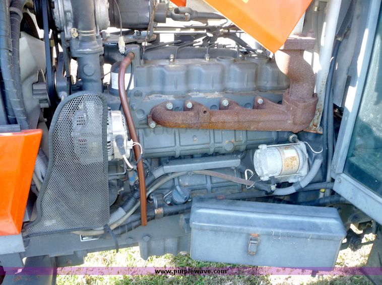 image for item 5062 2000 Kubota M4900 MFWD utility tractor