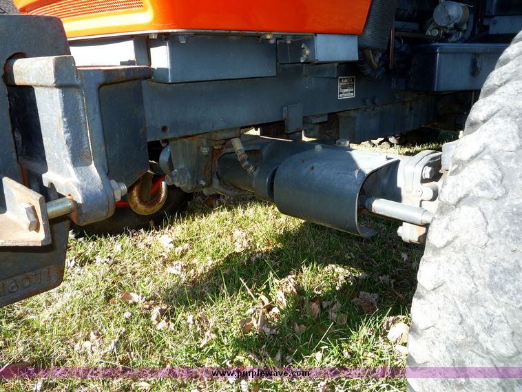 image for item 5062 2000 Kubota M4900 MFWD utility tractor