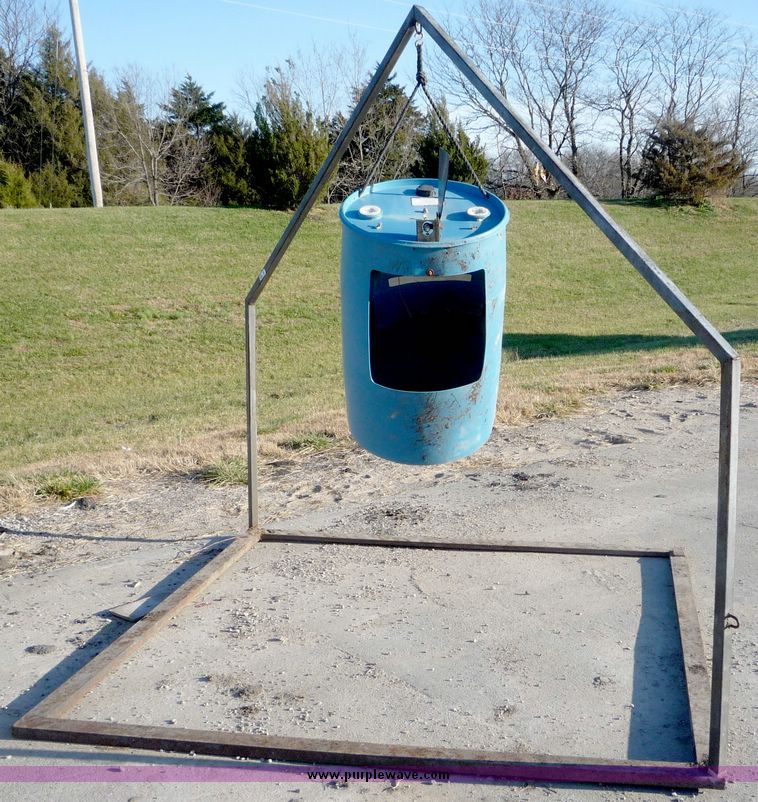Home Made Mineral Feeder Item 5064 12 29 2009