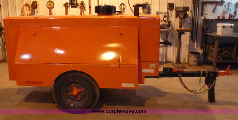 image for item 5070 1988 Joy 125 air compressor