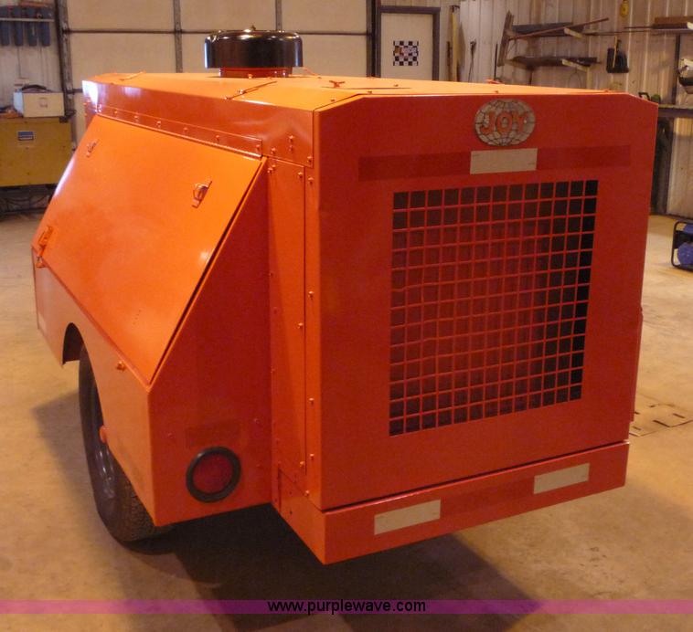 image for item 5070 1988 Joy 125 air compressor