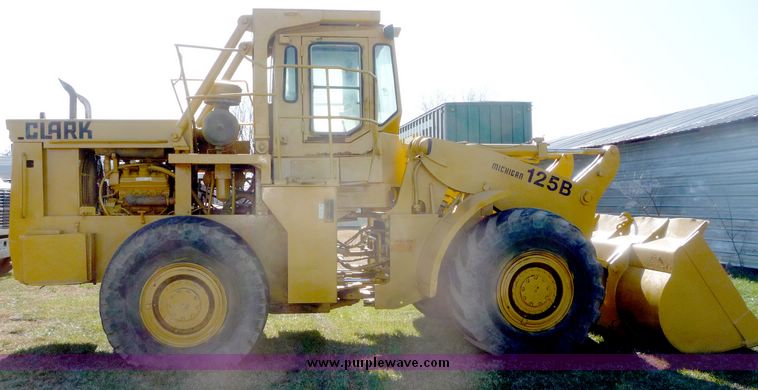 image for item 5083 Clark 125B Michigan wheel loader