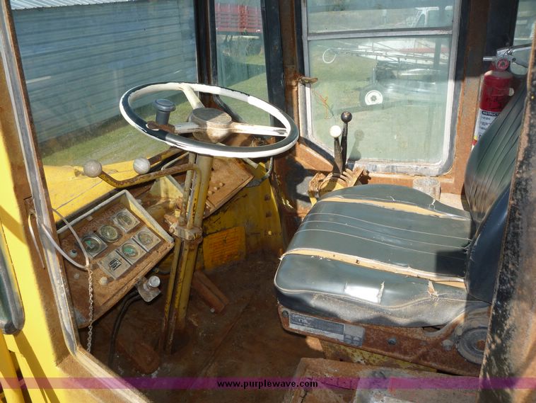 image for item 5083 Clark 125B Michigan wheel loader