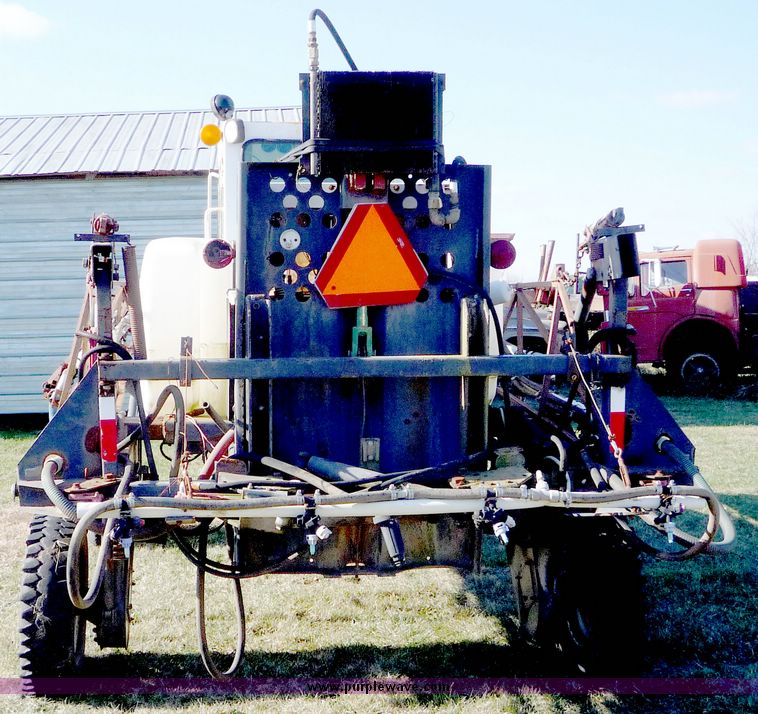 image for item 5085 Melroe Spray Coupe 220 wide front