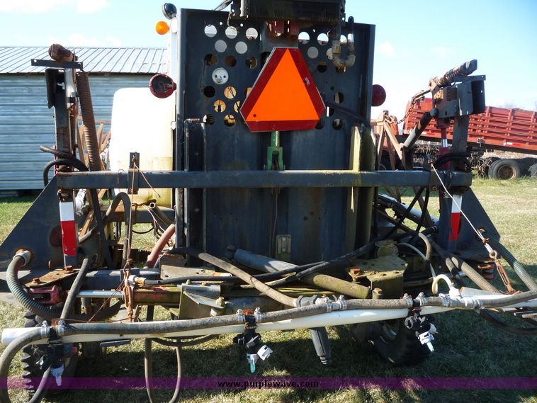 image for item 5085 Melroe Spray Coupe 220 wide front