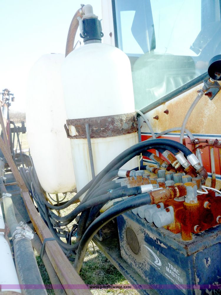 image for item 5085 Melroe Spray Coupe 220 wide front