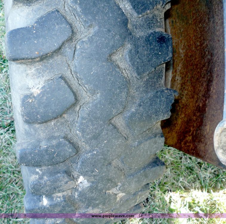 image for item 5085 Melroe Spray Coupe 220 wide front