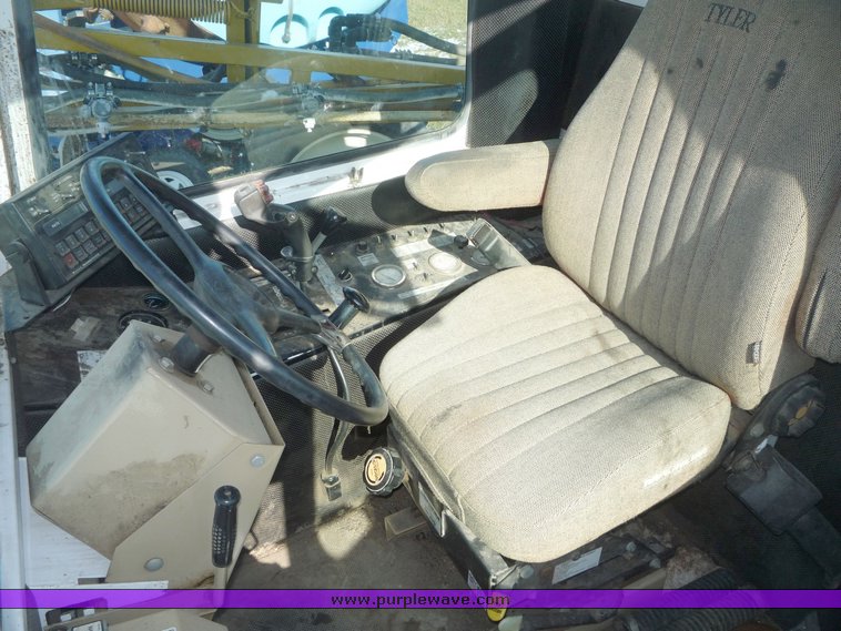 image for item 5097 1994 Tyler Patriot XL sprayer