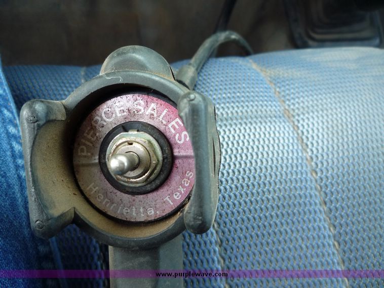 image for item 5124 1992 Ford F-250 extended cab pickup with flatbed and bale spike