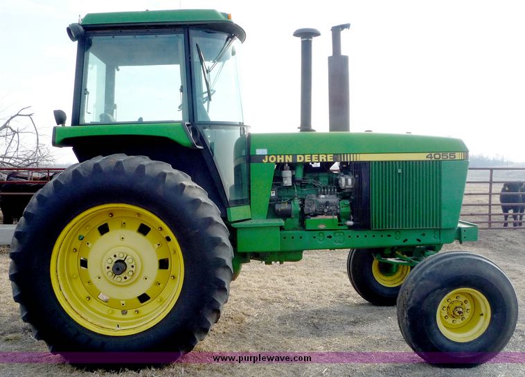 image for item 5125 1991 John Deere 4055 tractor