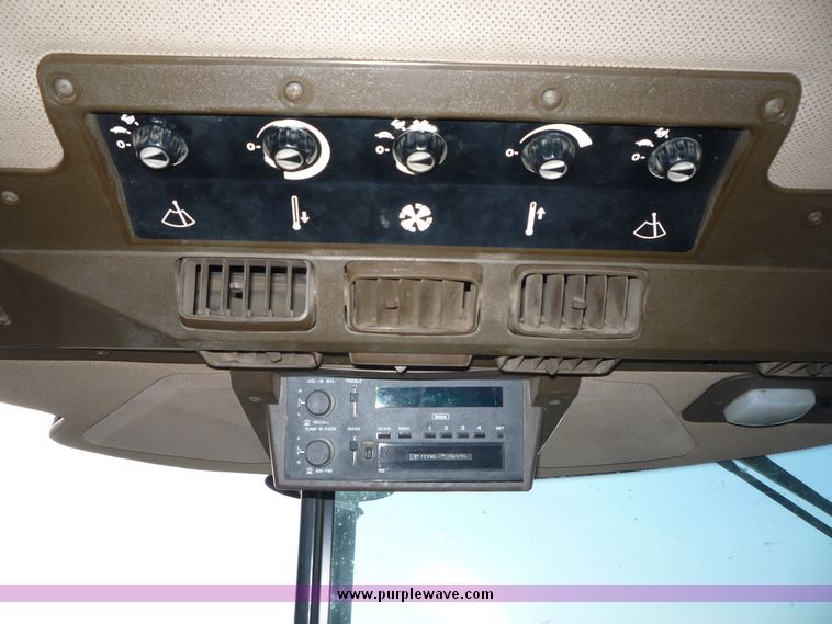 image for item 5125 1991 John Deere 4055 tractor