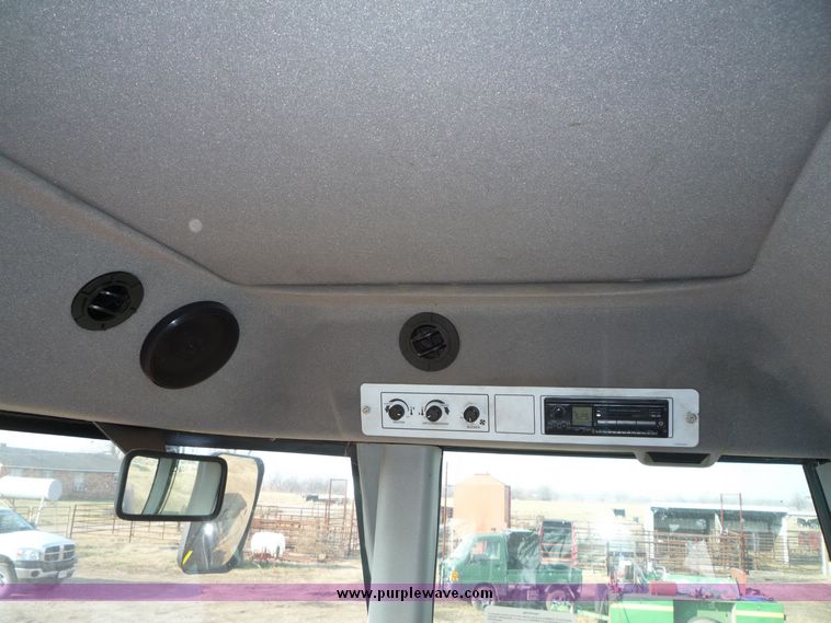 image for item 5126 2002 Hesston 8550 self propelled swather