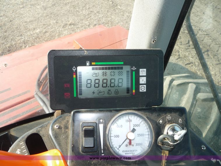 image for item 5126 2002 Hesston 8550 self propelled swather