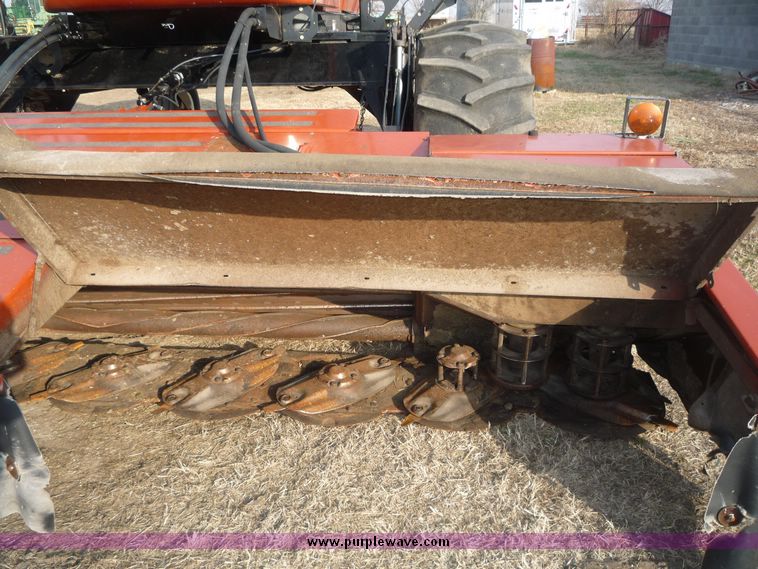 image for item 5126 2002 Hesston 8550 self propelled swather