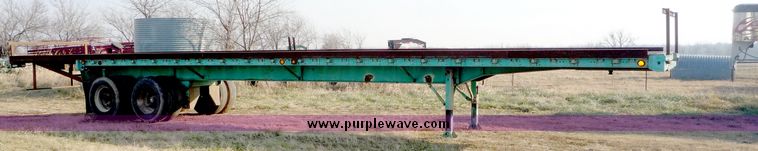image for item 5127 1972 Fruehauf 48' flatbed trailer