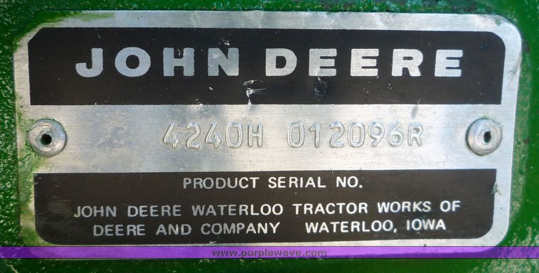 image for item 5130 1979 John Deere 4240 tractor
