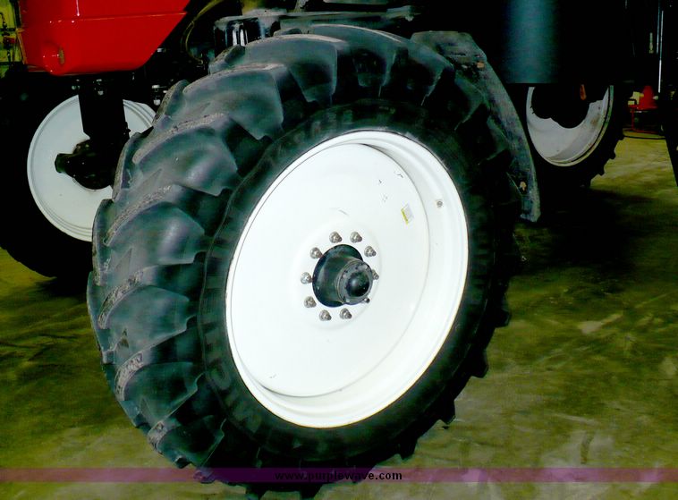 image for item 5592 2007 Apache AS1210 sprayer