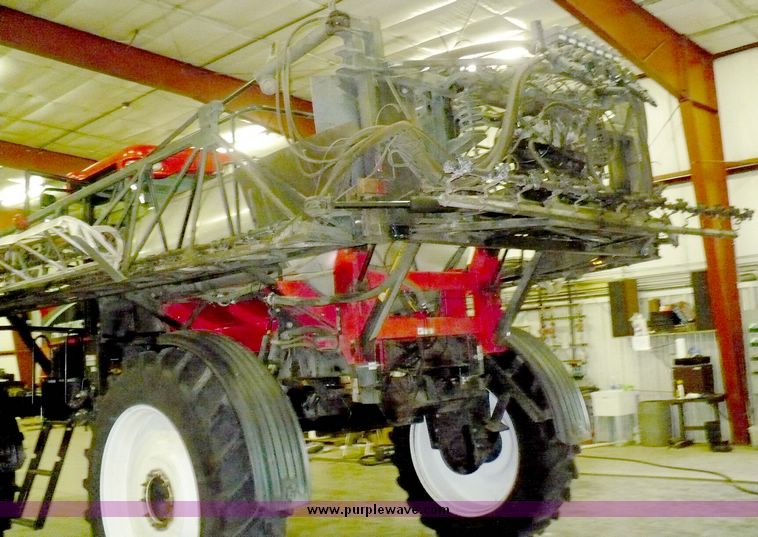 image for item 5592 2007 Apache AS1210 sprayer