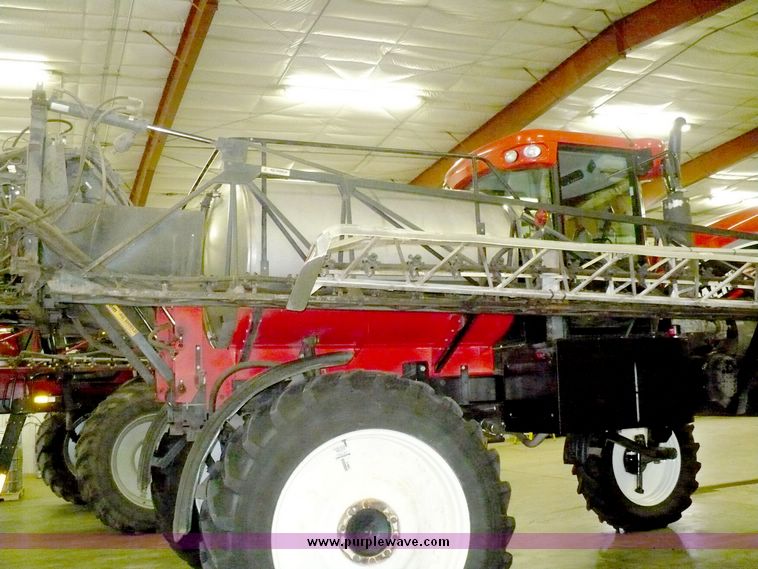 image for item 5592 2007 Apache AS1210 sprayer