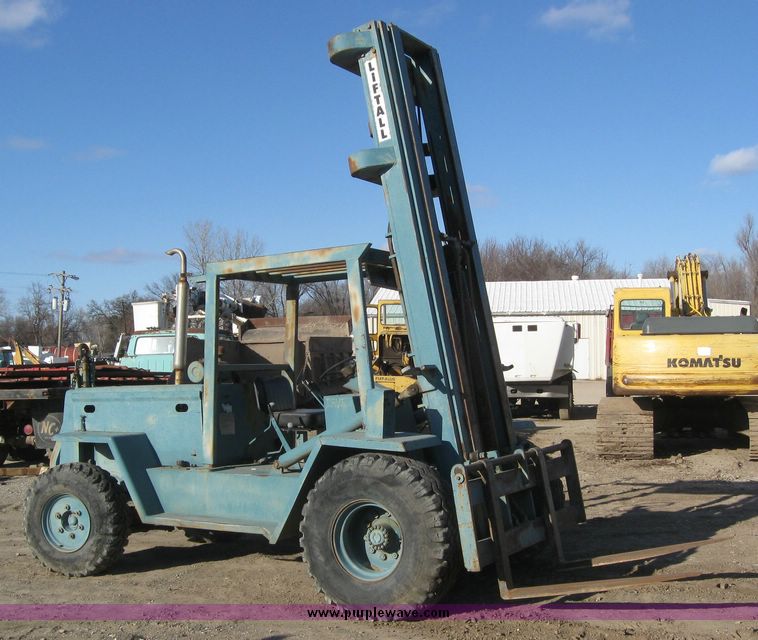 image for item 6666 Liftall HT80 forklift