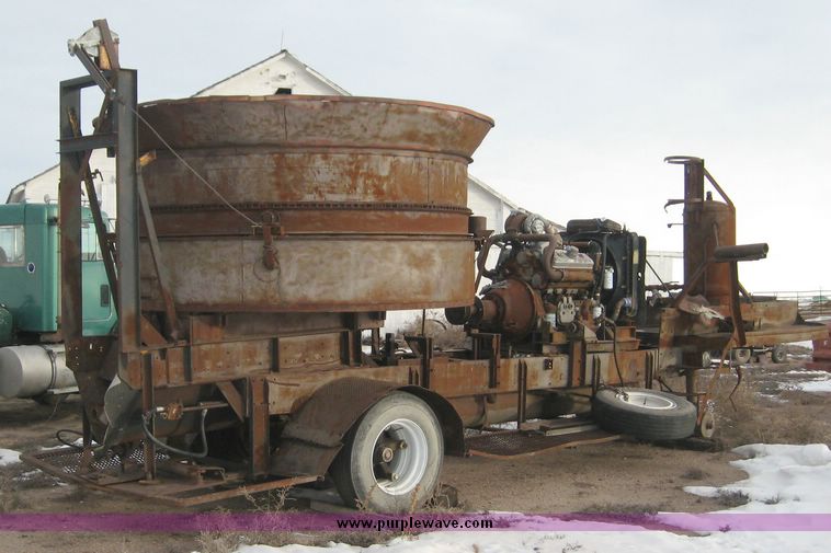 image for item 9741 Mighty Giant tub grinder