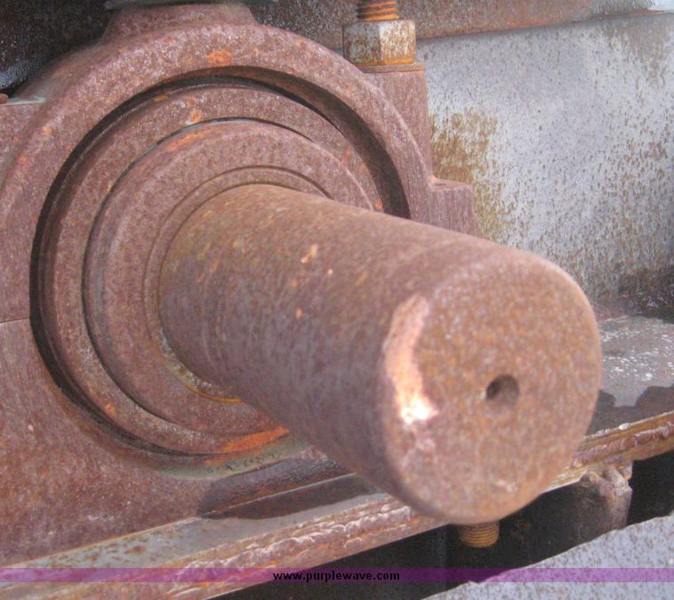 image for item 9741 Mighty Giant tub grinder