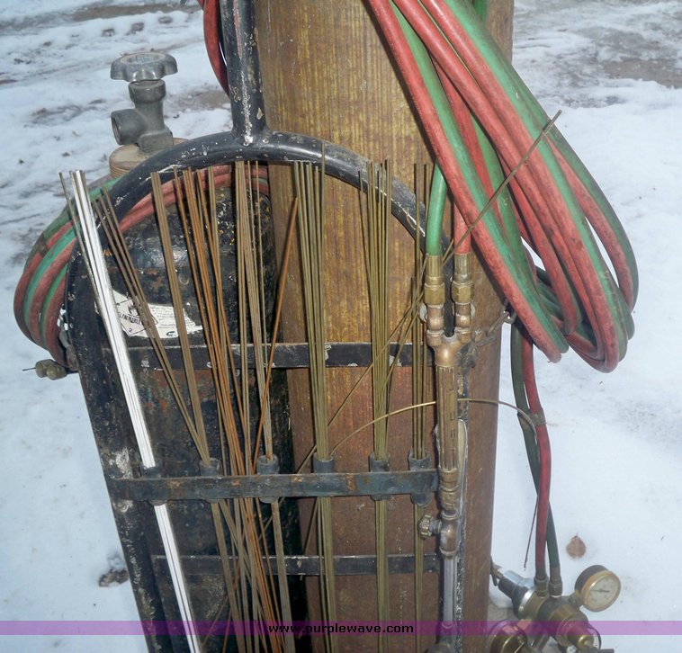 image for item 3041 Victor cutting torch set