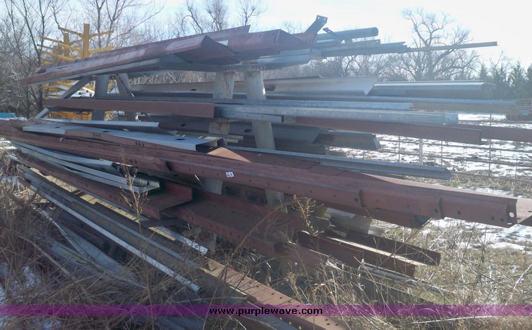 image for item 3043 Assorted steel perlins