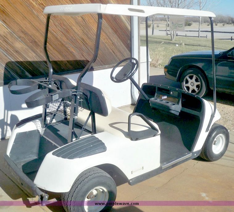 image for item 5260 EZ GO electric golf cart