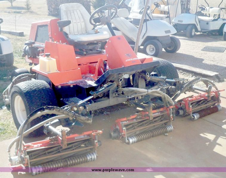 image for item 5261 Jacobsen LF 128 reel mower