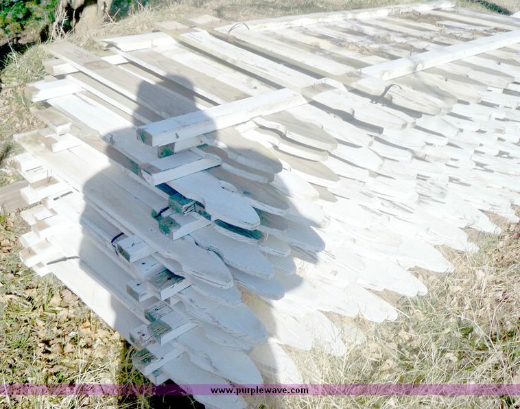 image for item 5262 (15) sections of white fence