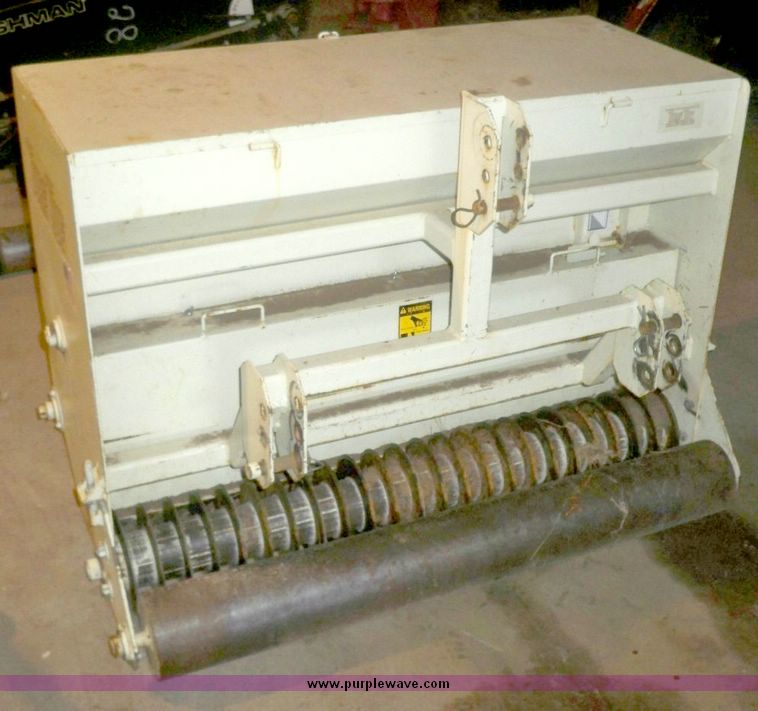 image for item 5272 Turf Tuf 5' wedge seeder