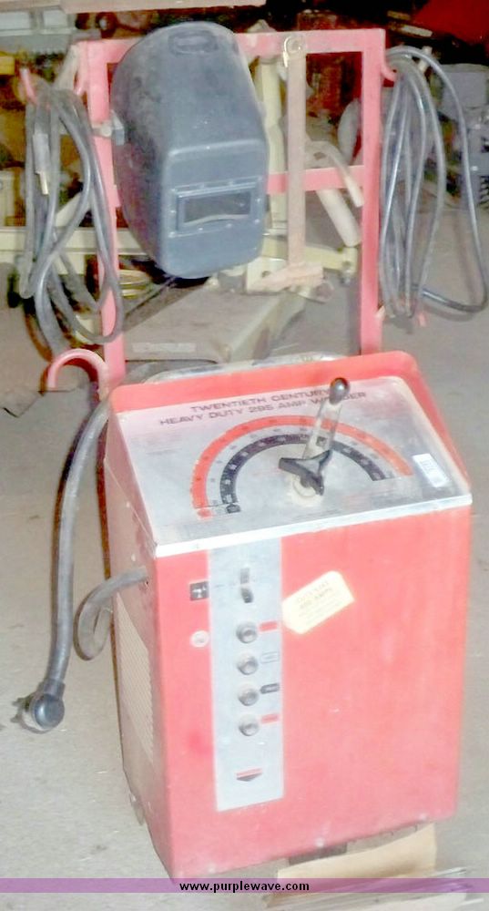 image for item 5276 Twentieth Century HD arc welder