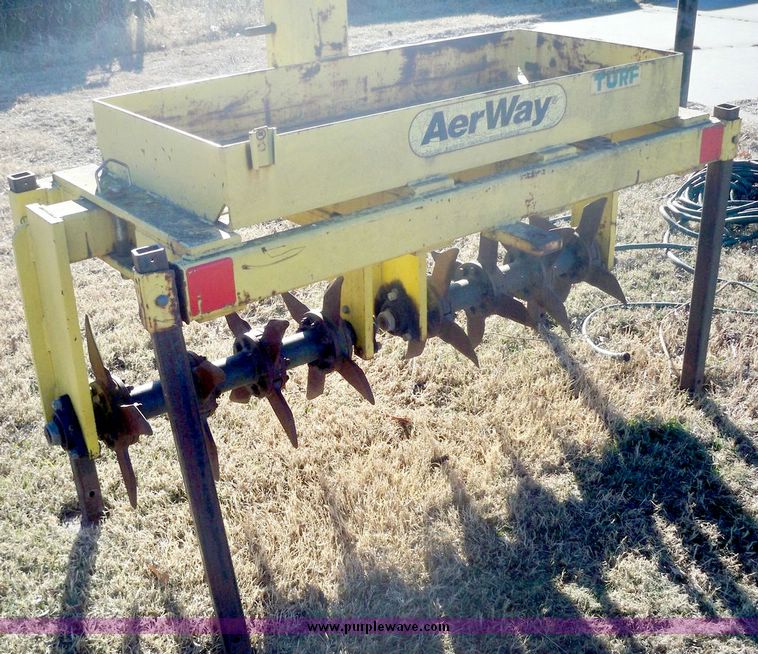 image for item 5281 AerWay turf airgator