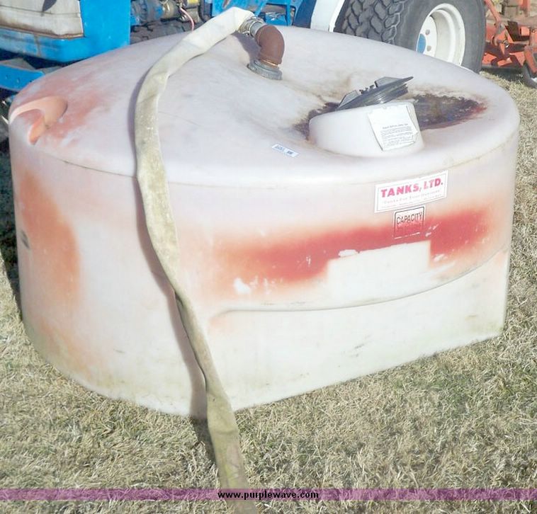 image for item 5283 325 gallon poly water tank