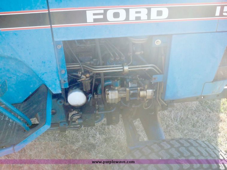 image for item 5285 Ford 1520 utility tractor