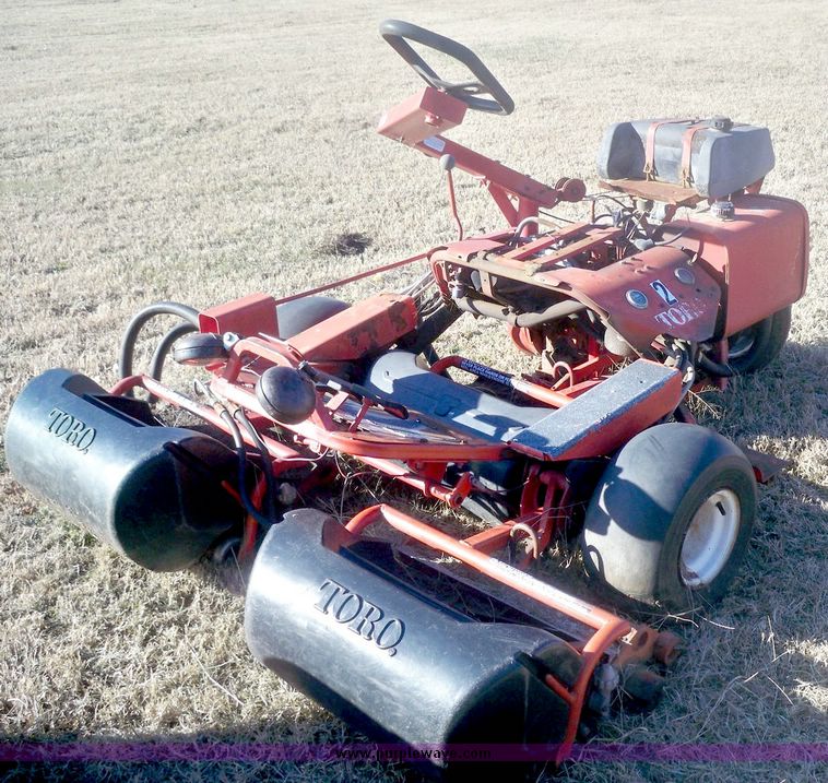 image for item 5290 Toro finishing mower