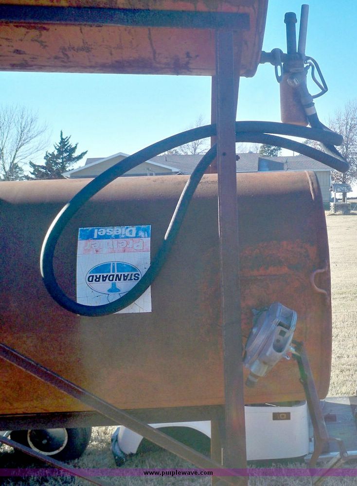 image for item 5293 (2) fuel barrels