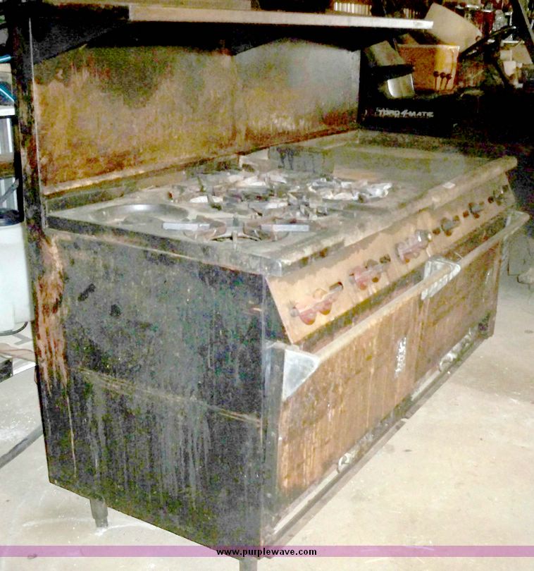 image for item 5298 Flat top six burner stove