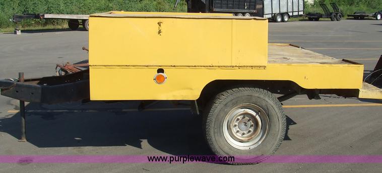 image for item 5840 3/4-ton utility trailer