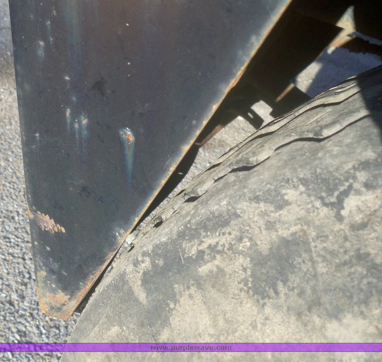 image for item 6001 1985 FMC street sweeper