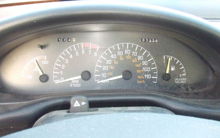 image for item 6539 1997 Pontiac Sunfire SE