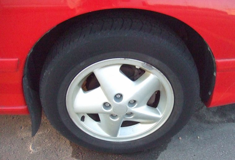 image for item 6539 1997 Pontiac Sunfire SE