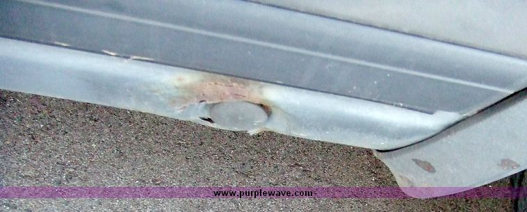 image for item 6571 1989 Mercedes Benz 300E