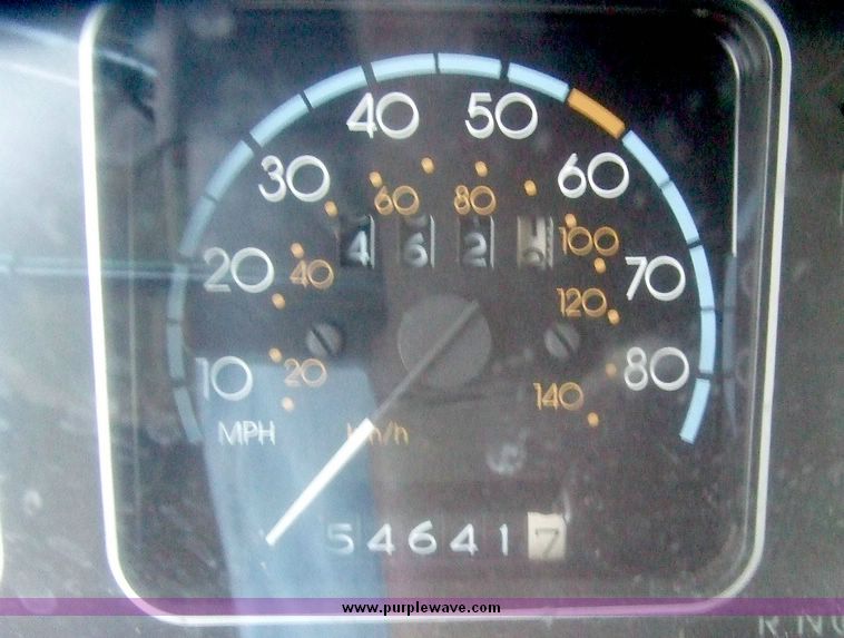 image for item 6572 1986 Chevrolet Caprice Classic station wagon